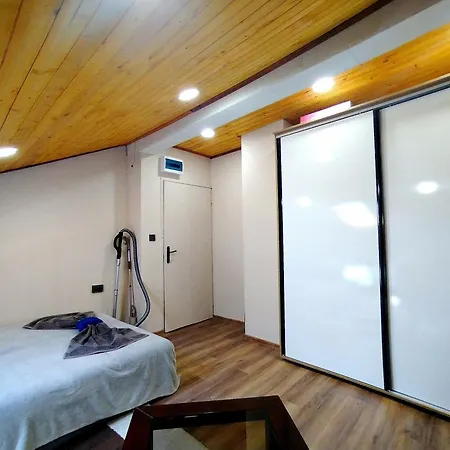 Appartement Budget With Breakfast